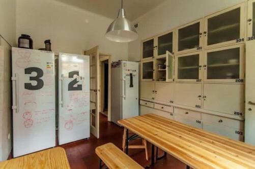 Coimbra Erasmus House - Guest House Bagian luar foto