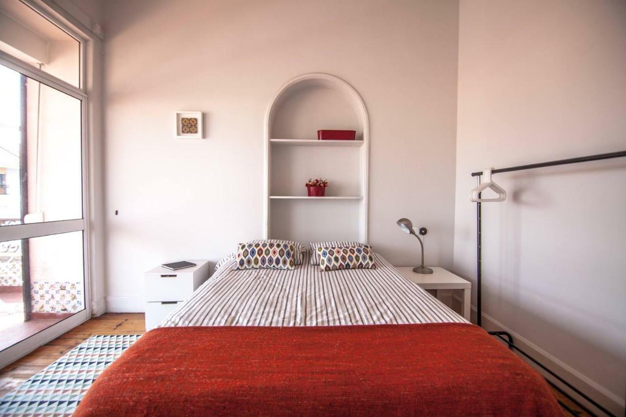 Coimbra Erasmus House - Guest House Bagian luar foto
