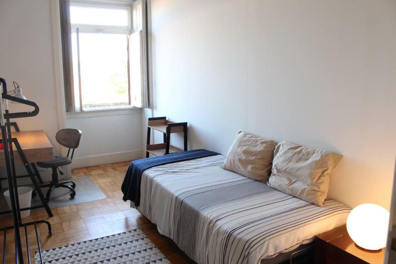 Coimbra Erasmus House - Guest House Bagian luar foto