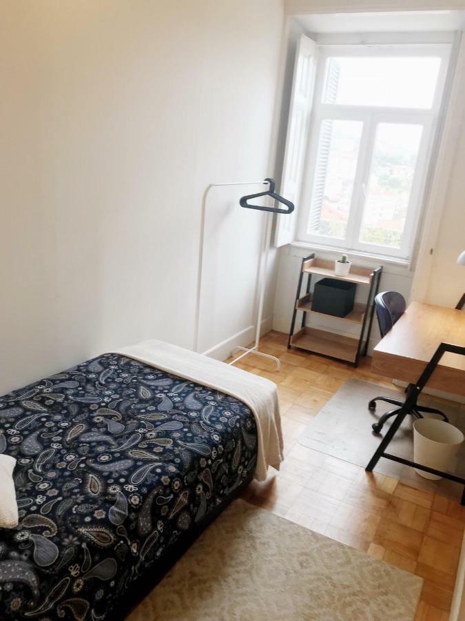 Coimbra Erasmus House - Guest House Bagian luar foto